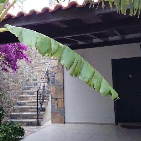 Vila Sleeps 7 With Pool Air Con And Wifi Gundogan (Bodrum)