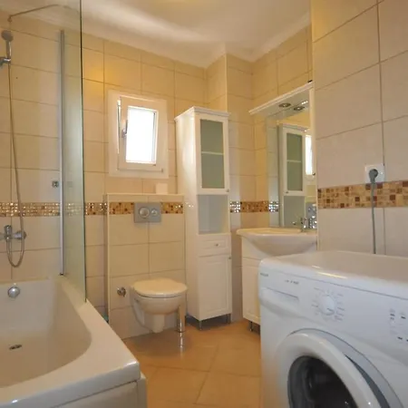 Sleeps 7 With Pool Air Con And Wifi Vila Gundogan (Bodrum)