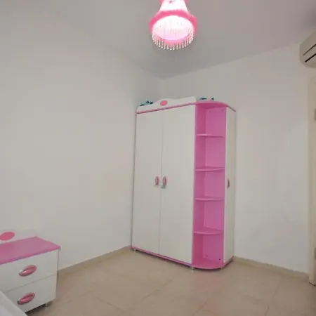 Sleeps 7 With Pool Air Con And Wifi * Gündoğan